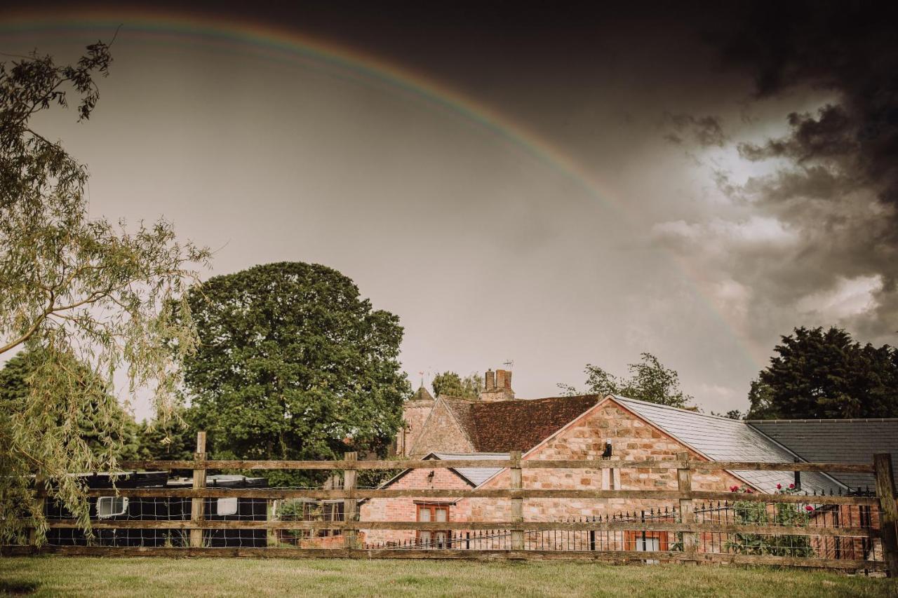 Slapton Manor Towcester Exterior photo